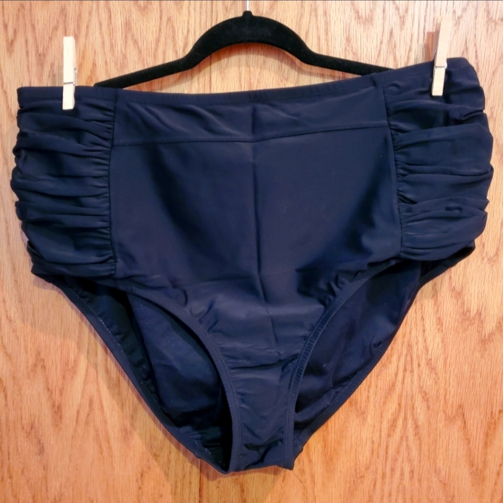 Ava & Viv Bikini Swimsuit High Waisted Bottoms Black Ruched Sides size 20/22